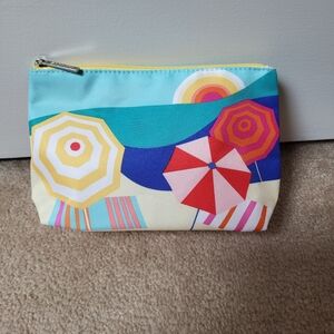 NWOT! Clinique Beach Scene Makeup Bag